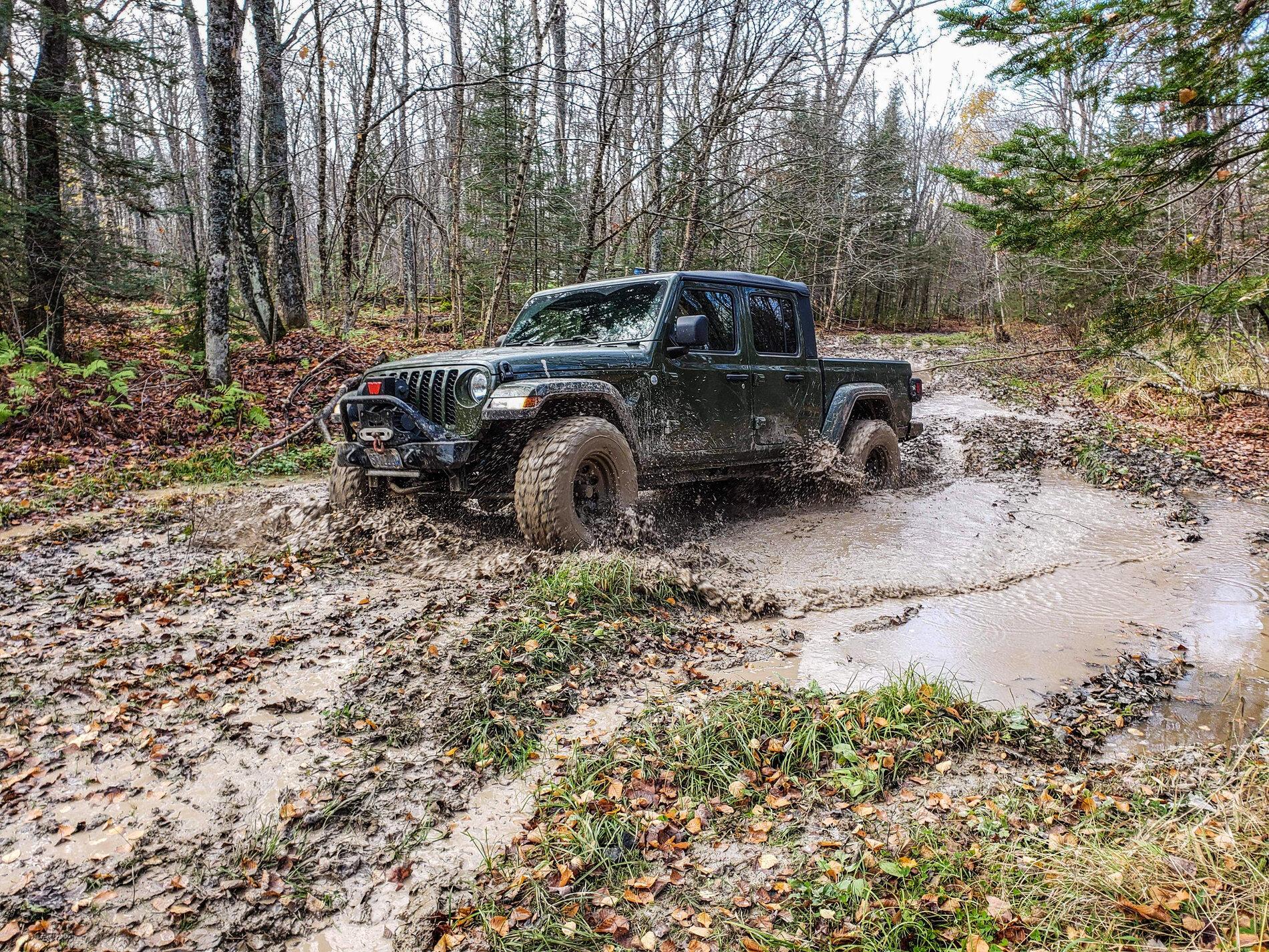Jeep Gladiator What did you do WITH your Gladiator today? 52EF9067-A7C5-4C4F-8B73-78B96742E307