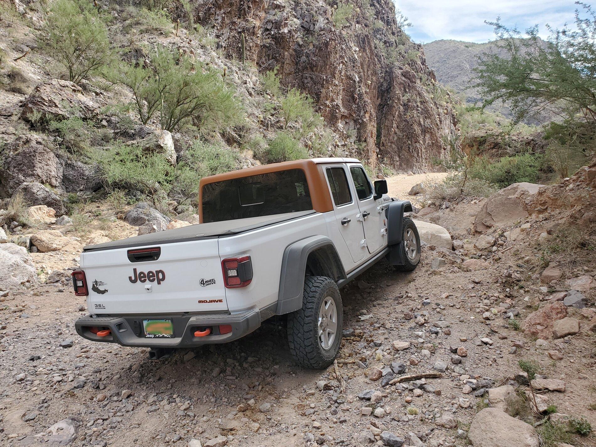 Jeep Gladiator Gladiator Glamour Shots 20211024_141725edit