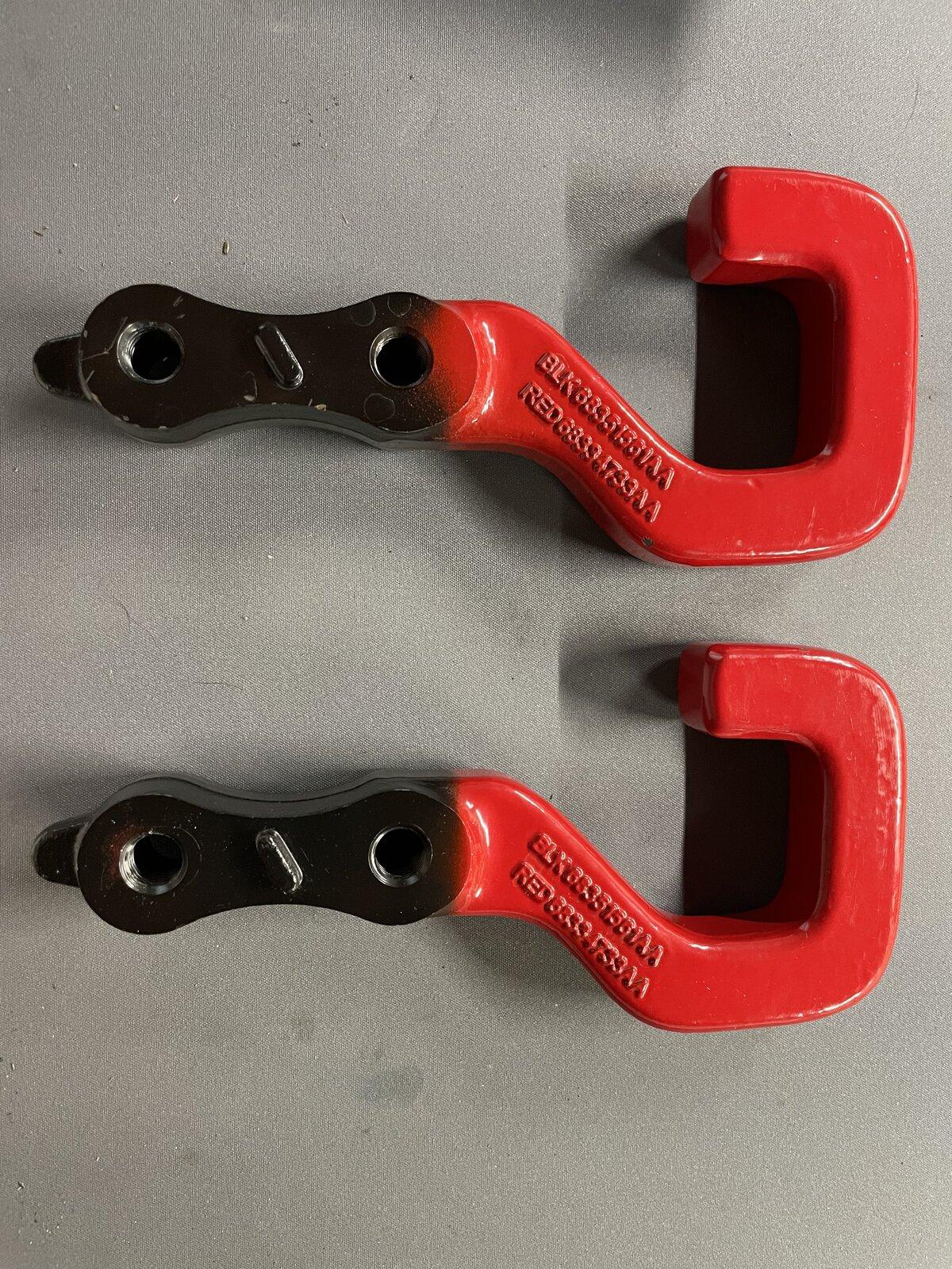 Jeep Gladiator Rear Red Tow hooks C191BC57-7CF2-4ABF-B287-D68CDB653C25