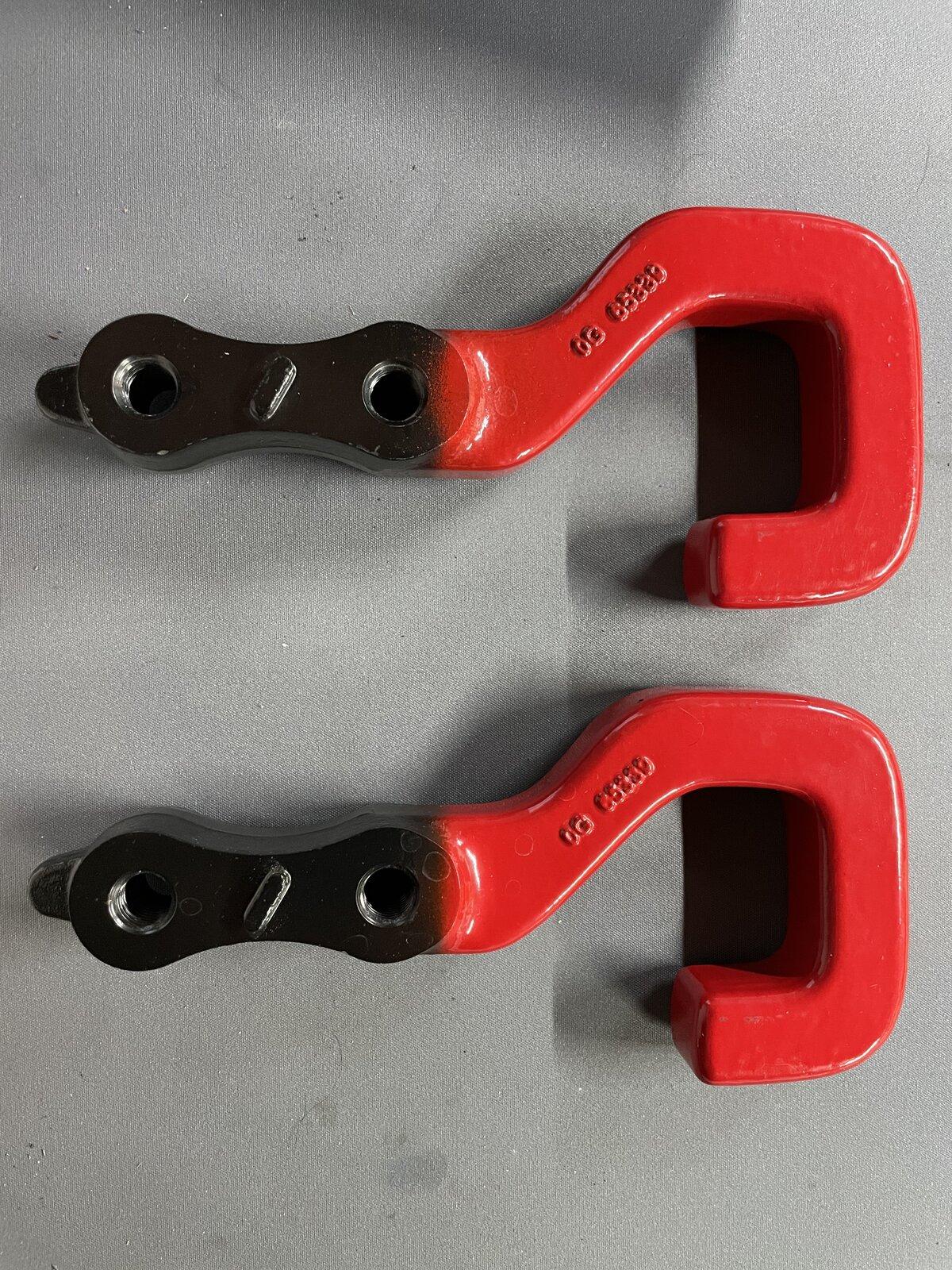 Jeep Gladiator Rear Red Tow hooks 44DFEA30-E291-4CAB-B55E-8E6A57B4F06A