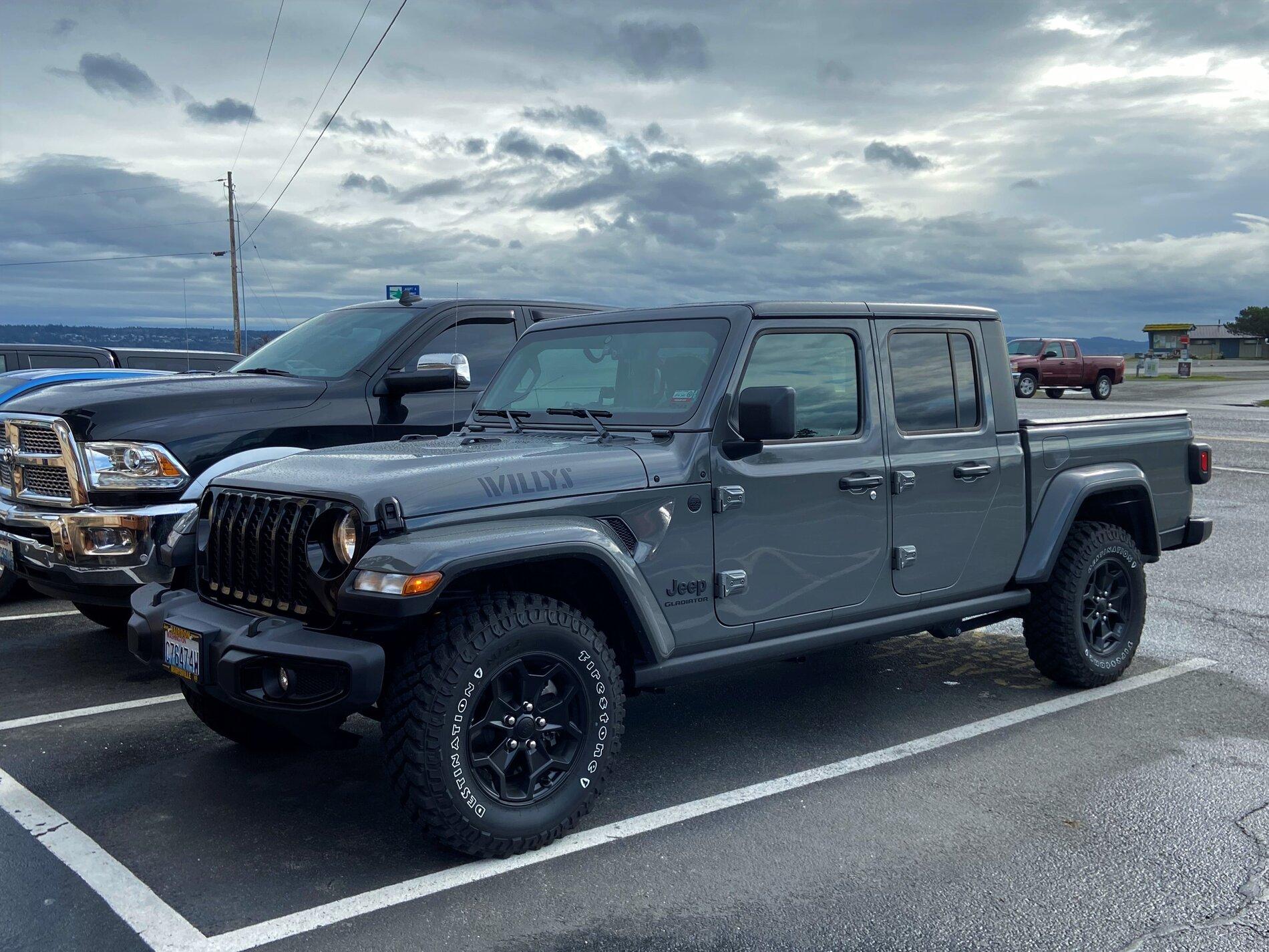 Jeep Gladiator WILLYS Edition Gladiator JT Club IMG_7192.JPG