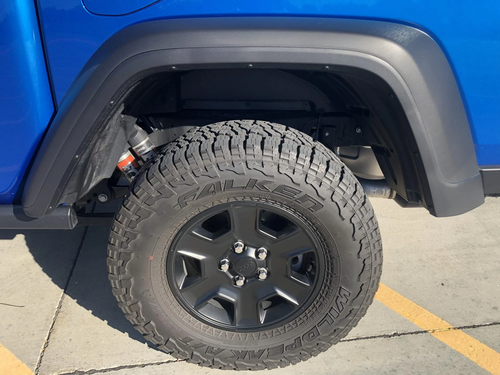Jeep Gladiator Anyone with a good wheel lock recommendation in chrome for ‘21 Mojave? C0702867-64EE-40F6-8729-DB7DB573F46B