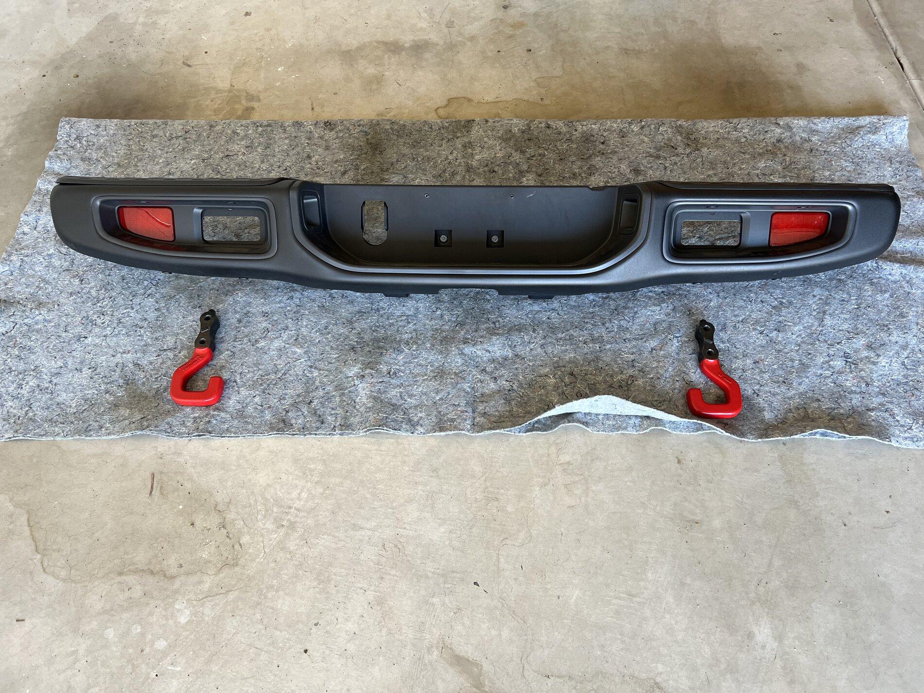 Jeep Gladiator Rubicon Rear Bumper Plus Tow Hooks E1725A79-F0A6-44C6-B9BB-BA2E68E38E0C