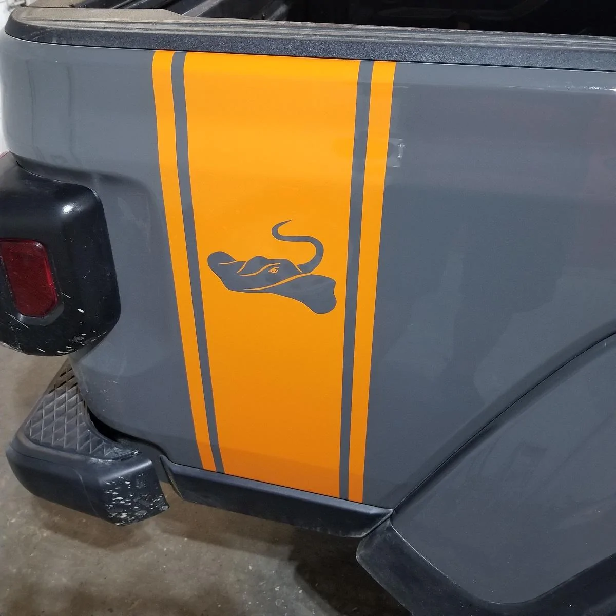 Jeep Gladiator Sting Gray build; Jeep #79 decals3