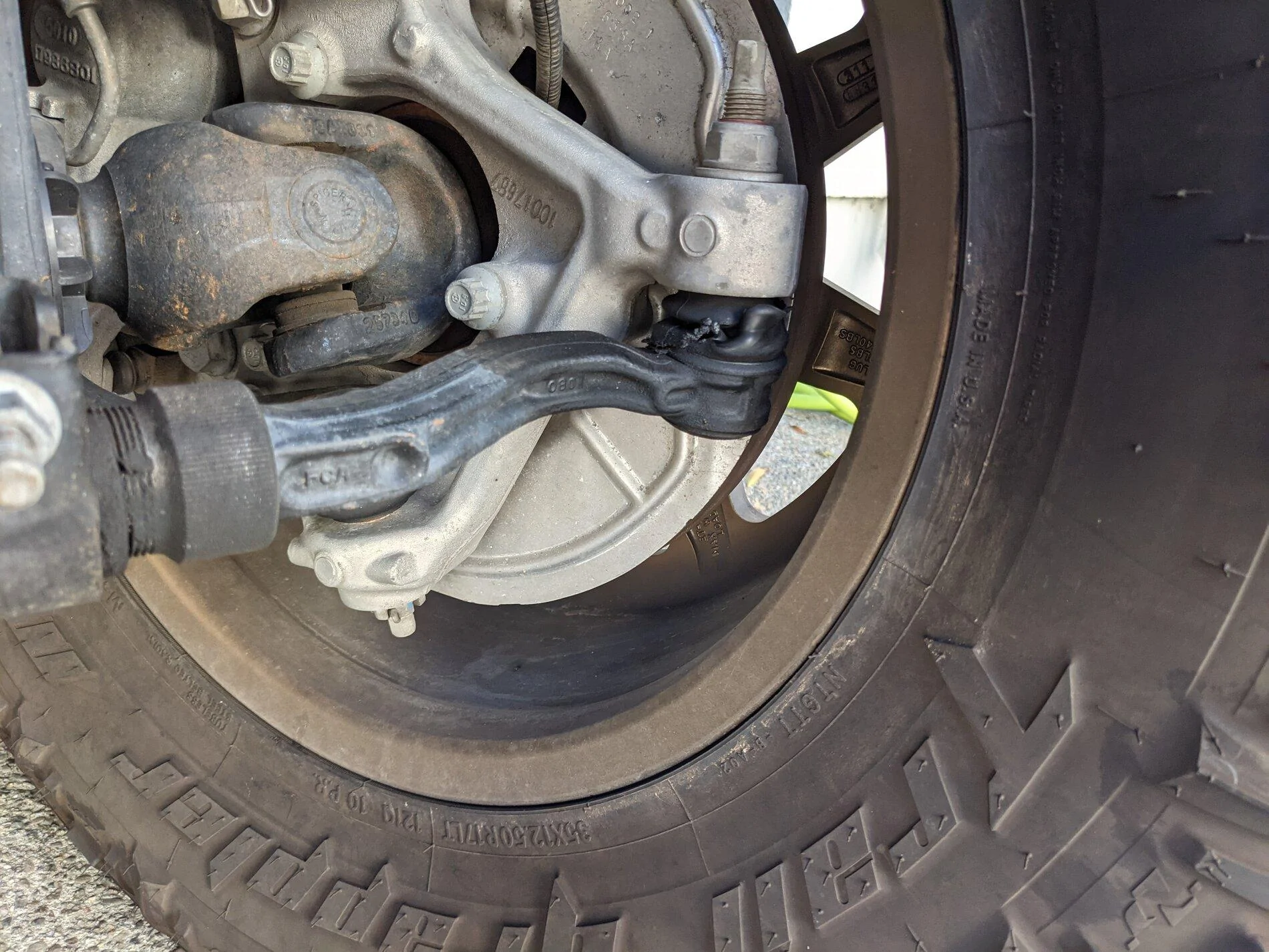 Jeep Gladiator End link is smoked PXL_20211027_183854250
