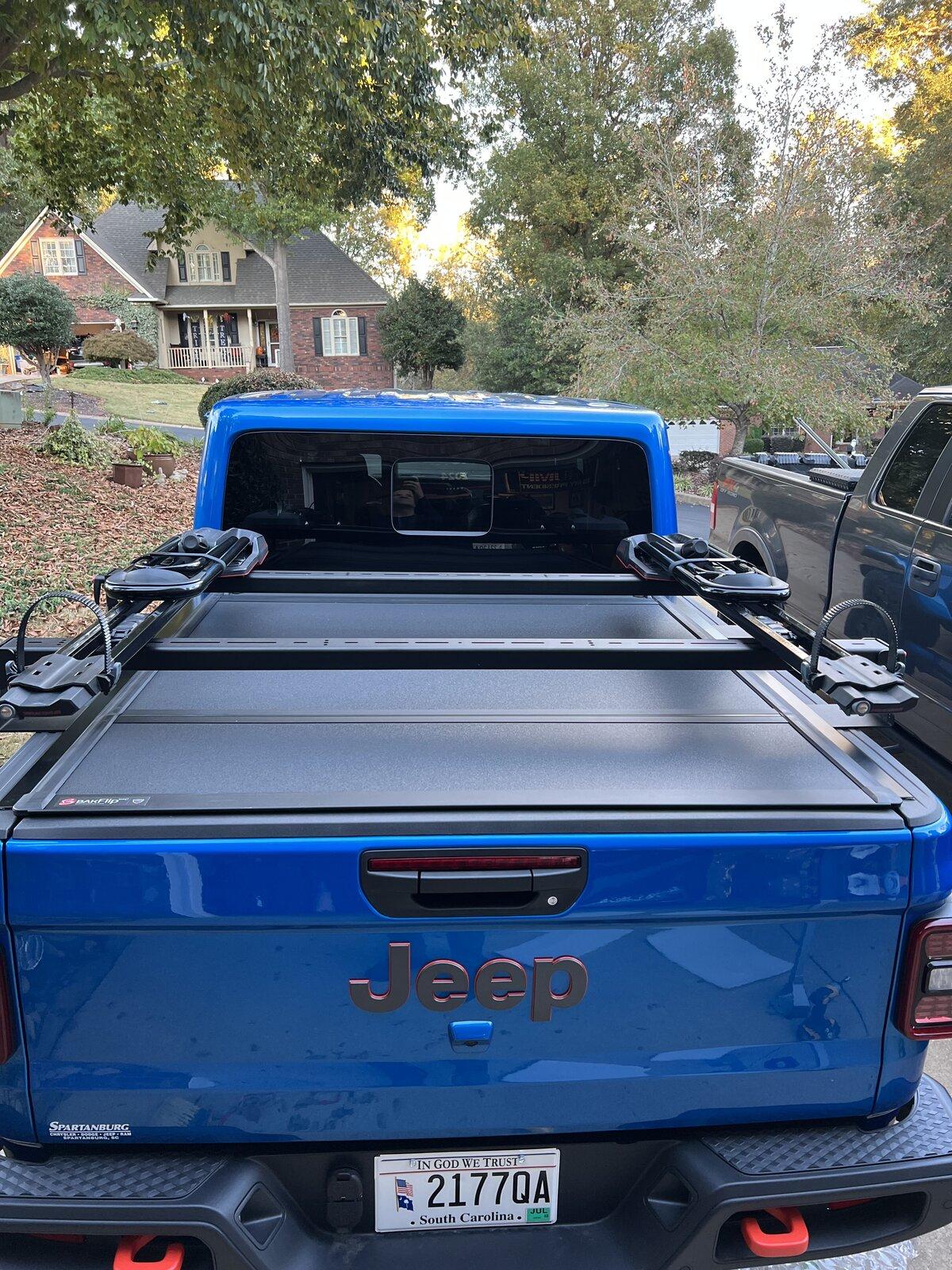 Jeep Gladiator Rough Country Hard Low Profile Tonneau or Bakflip MX4?  Help me decide. F5FD59B9-37BF-4E79-B123-304E480A852B