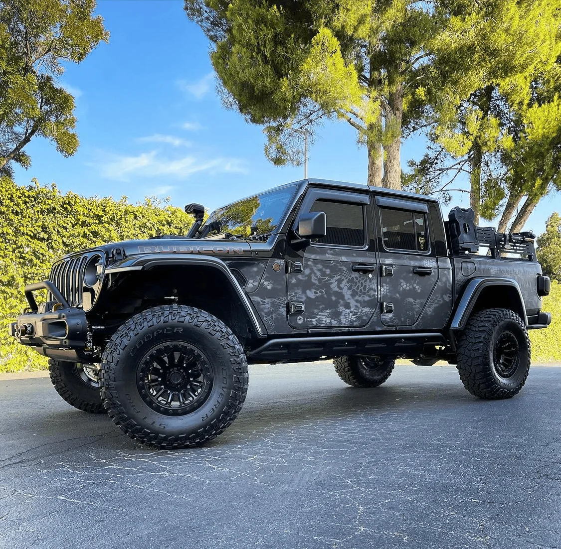 Jeep Gladiator Because Jeep Happens.... Lightweight, Removable Trail Armor from MEK Magnet 5511