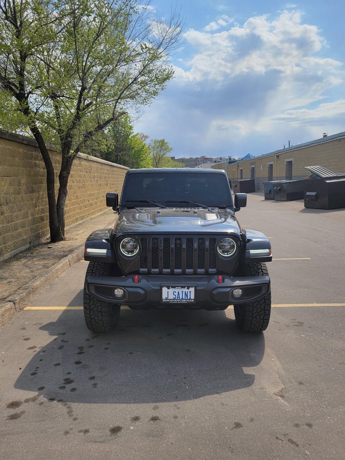 Jeep Gladiator Windshield Tint % to go with? 20210515_160142