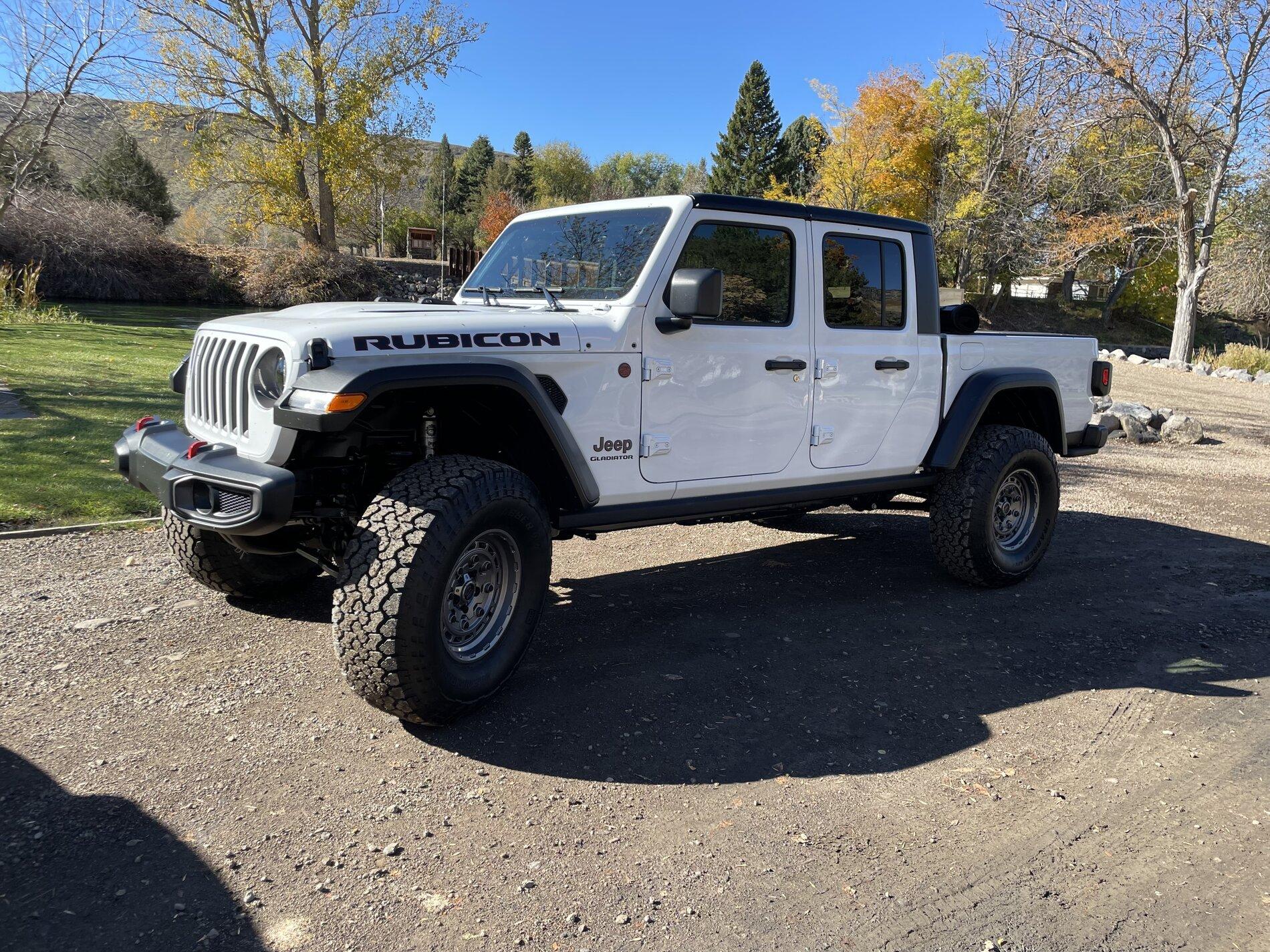 Jeep Gladiator JTRD mopar 2 lift and MPG D68B66F0-C343-45EB-A546-68E2258C7706
