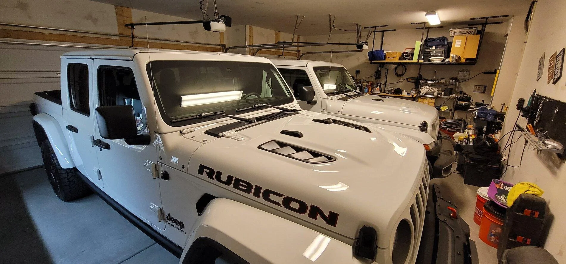 Jeep Gladiator BRIGHT WHITE Gladiator JT Club 20211028_060306