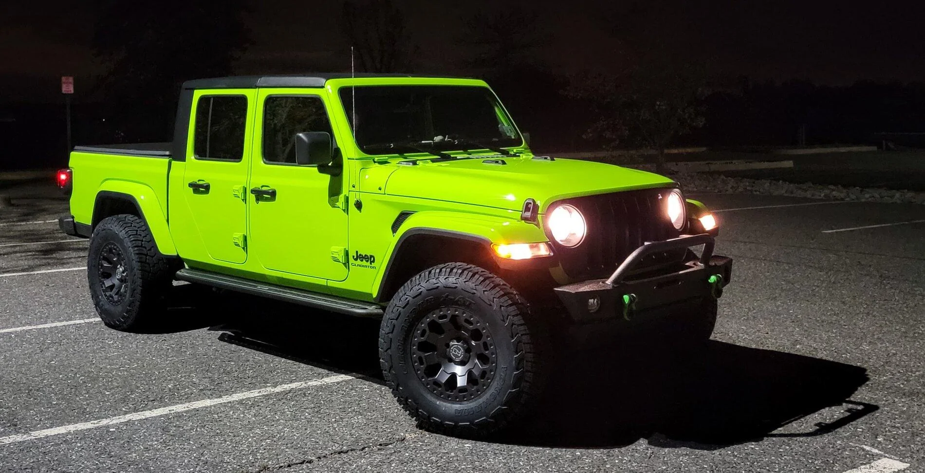Jeep Gladiator GECKO GREEN Gladiator Club gladiator-tires