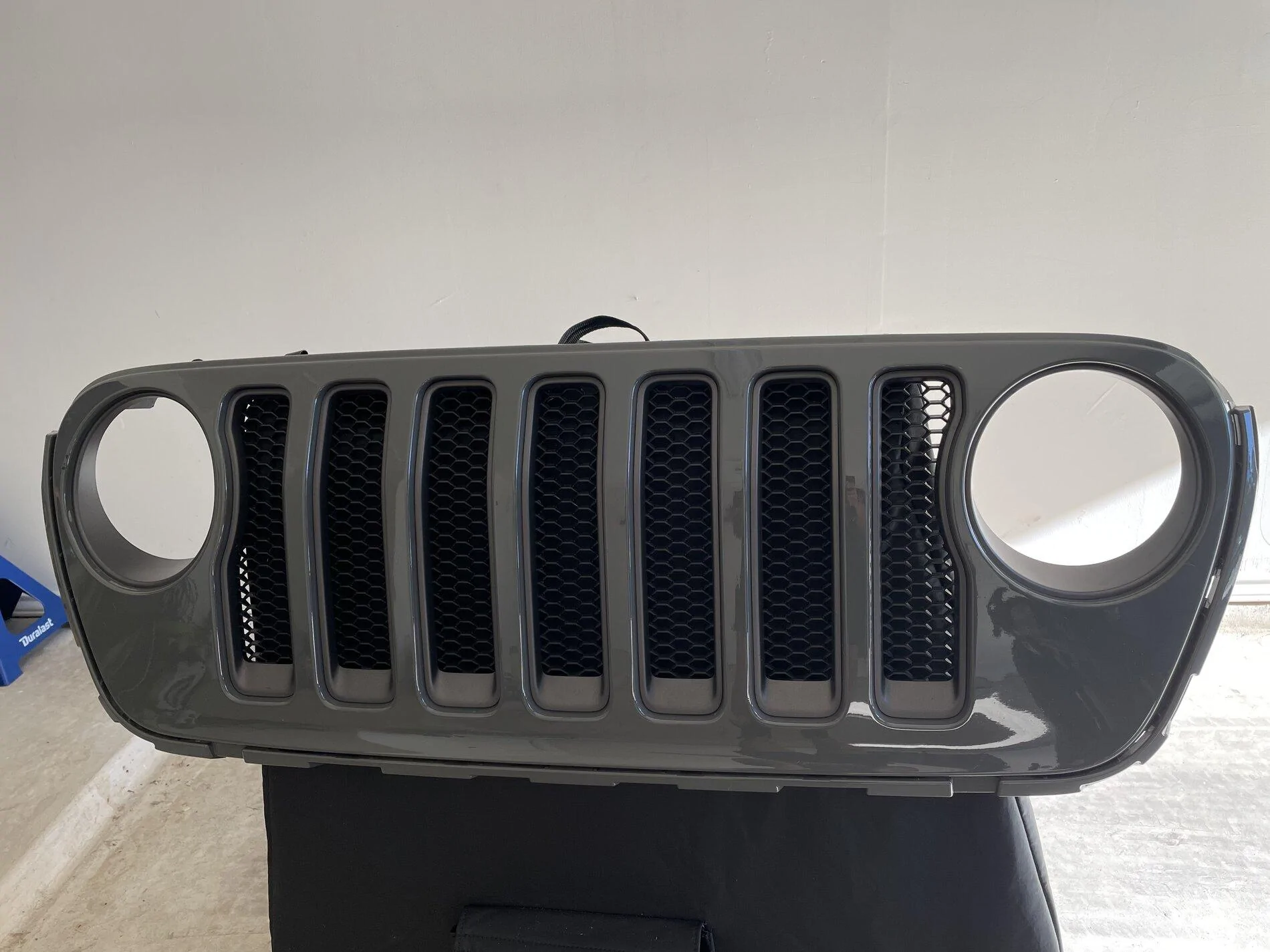 Jeep Gladiator Sting Gray Rubicon Grille B262310B-5949-49B6-BB9D-5908D7C1F1AD