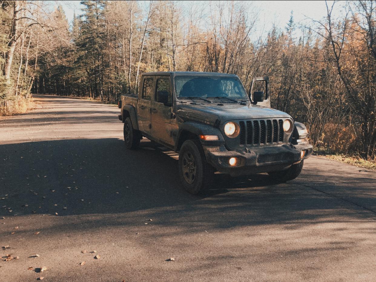 Jeep Gladiator Gupton Motors up to 8% below invoice EC162457-1F14-4F9D-BE7E-1B35DC4AA413