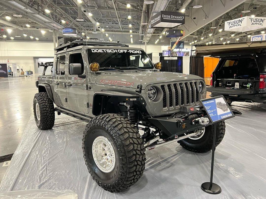 Jeep Gladiator Sema 2021 Doetsch Offroad FB07ED1C-A558-4AC6-ABEF-44DC89D07D1D