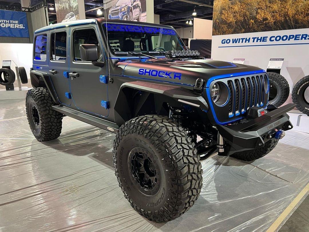 Jeep Gladiator Sema 2021 Doetsch Offroad 8E3250D3-9AEC-40CA-993D-5B6AC747EAAF