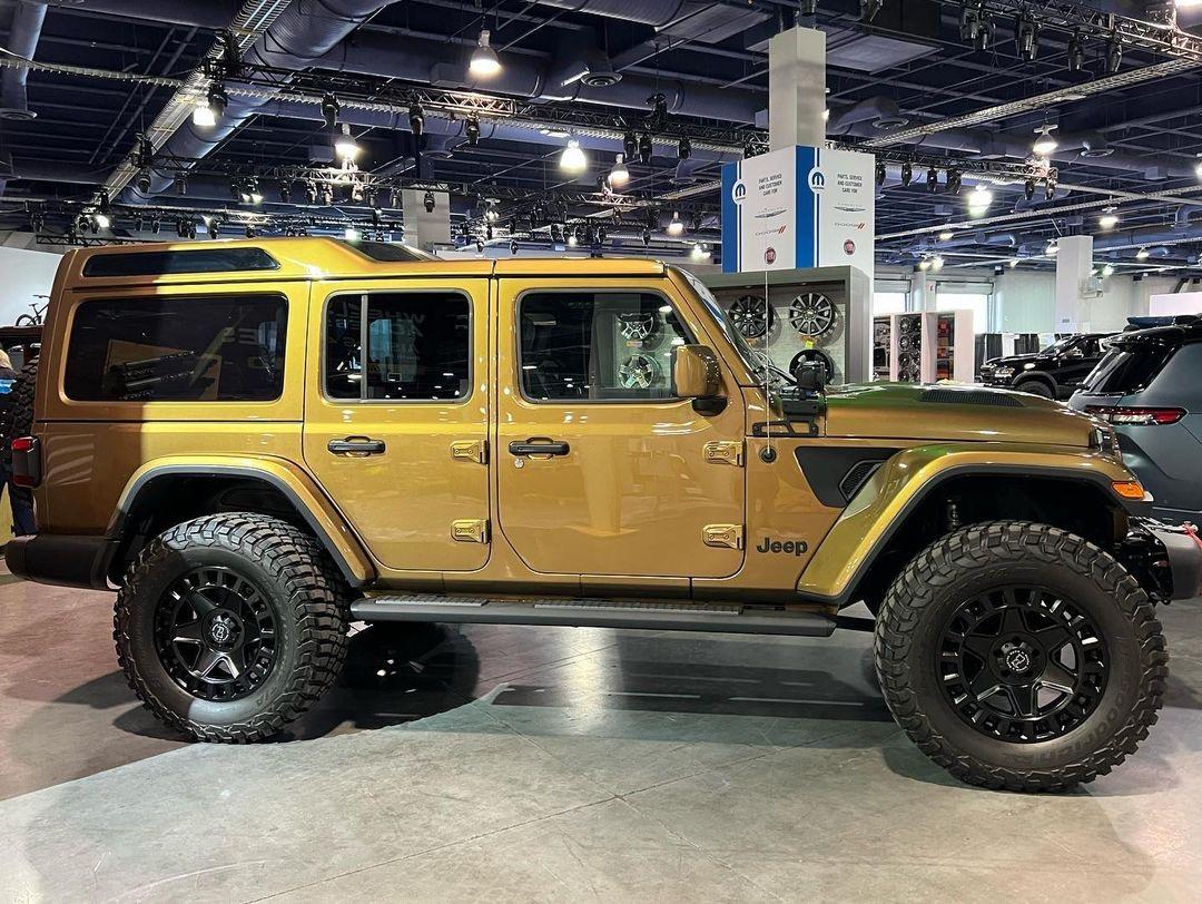 Jeep Gladiator Jeep Wrangler Overlook at Sema 8CB3A705-AA98-4B0C-B7D7-CBCECDE76811