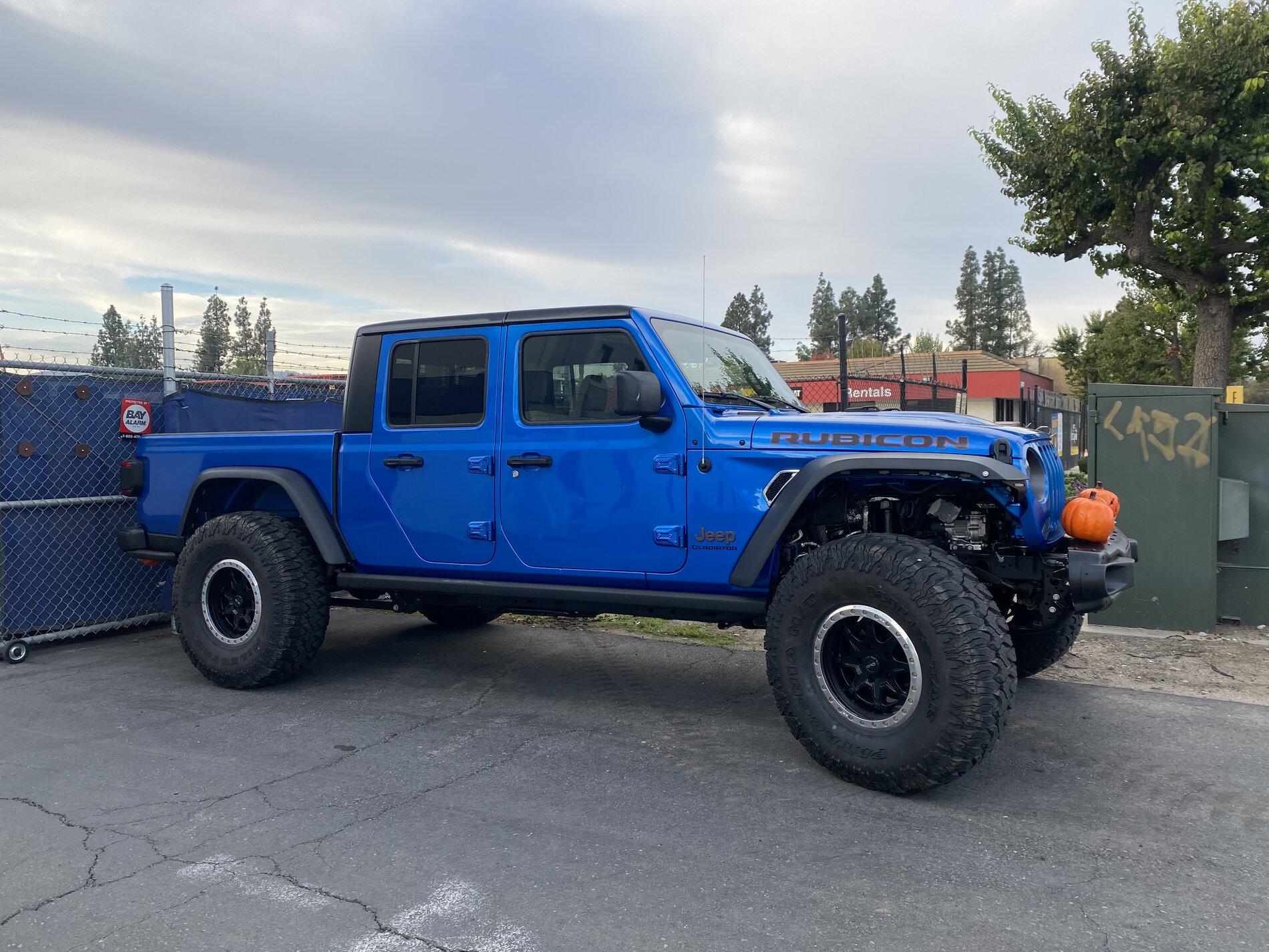 Jeep Gladiator Hydro Blue Diesel Rubicon  - “The Blue King” FA666FC7-2994-40F0-92BB-EA9DBF6B2FE8