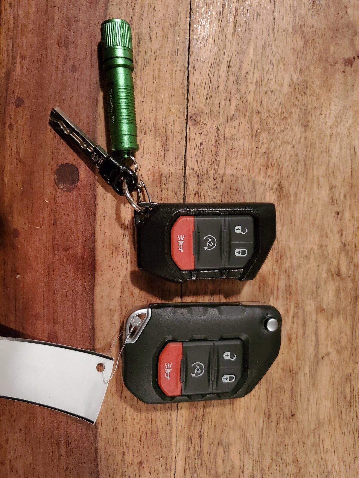 Jeep Gladiator Re-engineering the brick (keyfob) 20211101_200308