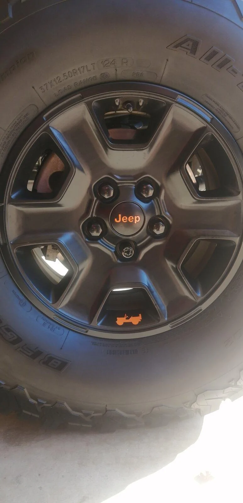 Jeep Gladiator What did you do TO your Gladiator today? [ADMIN WARNING: NO POLITICS, NO GUN TALK] Black wheel lugs