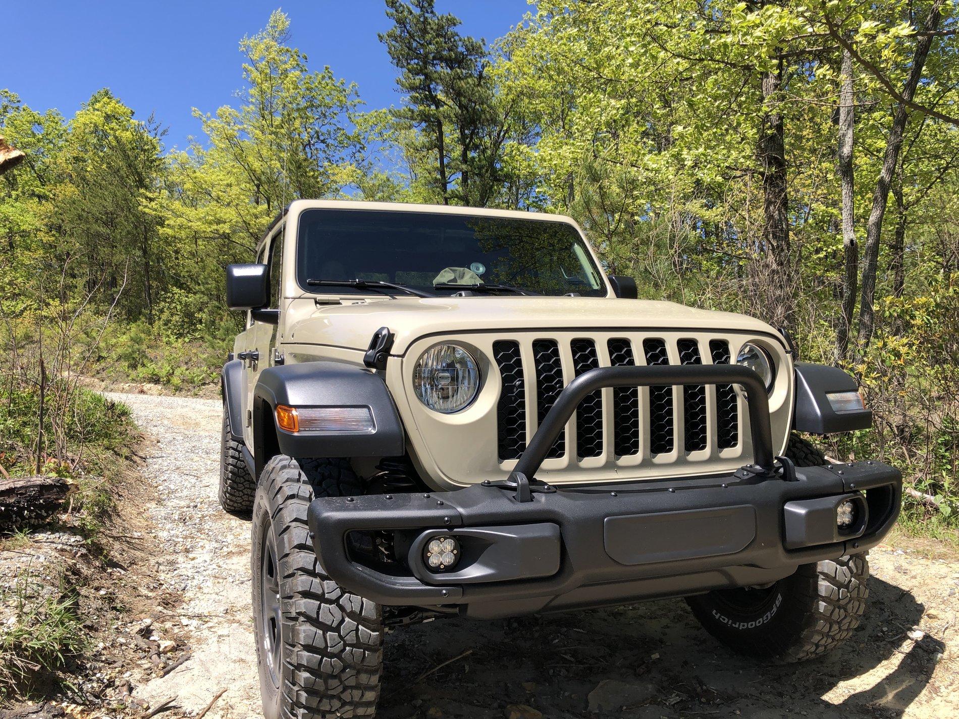 Jeep Gladiator Bull Bar for factory steel bumper bar