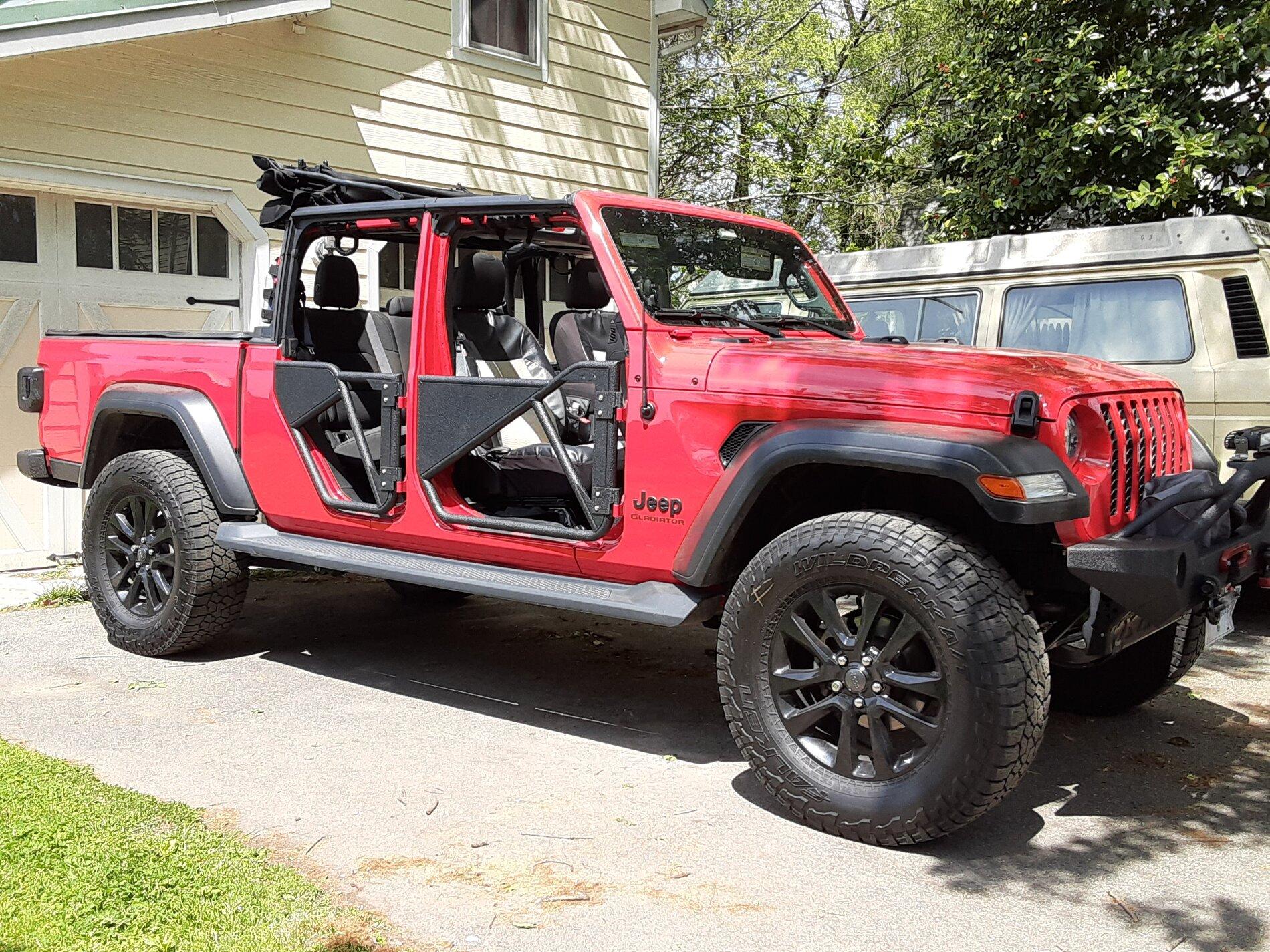 Jeep Gladiator 37” tires on Sport S a good idea?? 20210502_115419