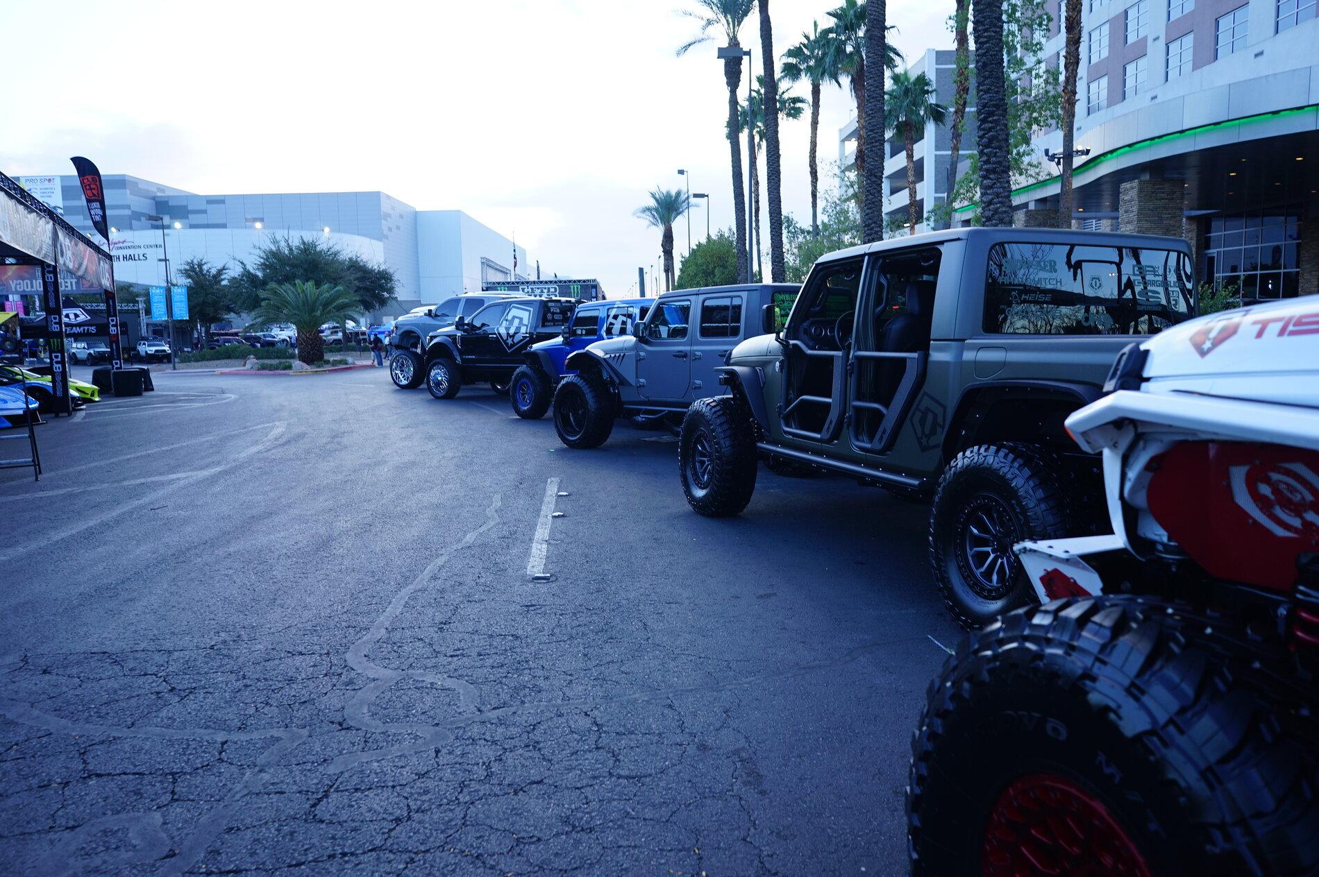 Jeep Gladiator Sema 2021 Gladiators Galore [Add What You Come Across] DSC03688.JPG