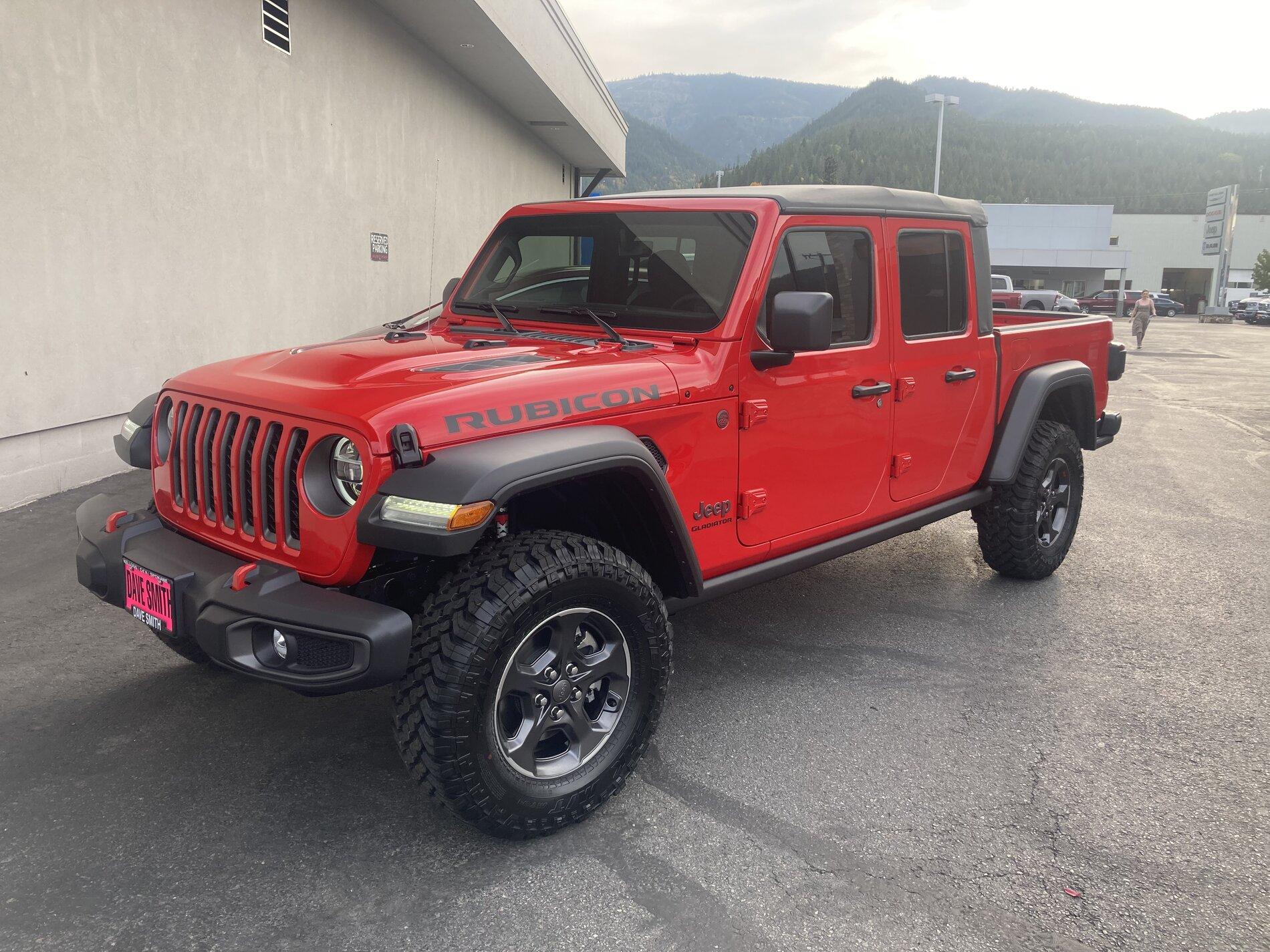 Jeep Gladiator Just Joined the Gladiator Club!! 7F00CEB9-CC16-4378-A02A-EEA20E912A55