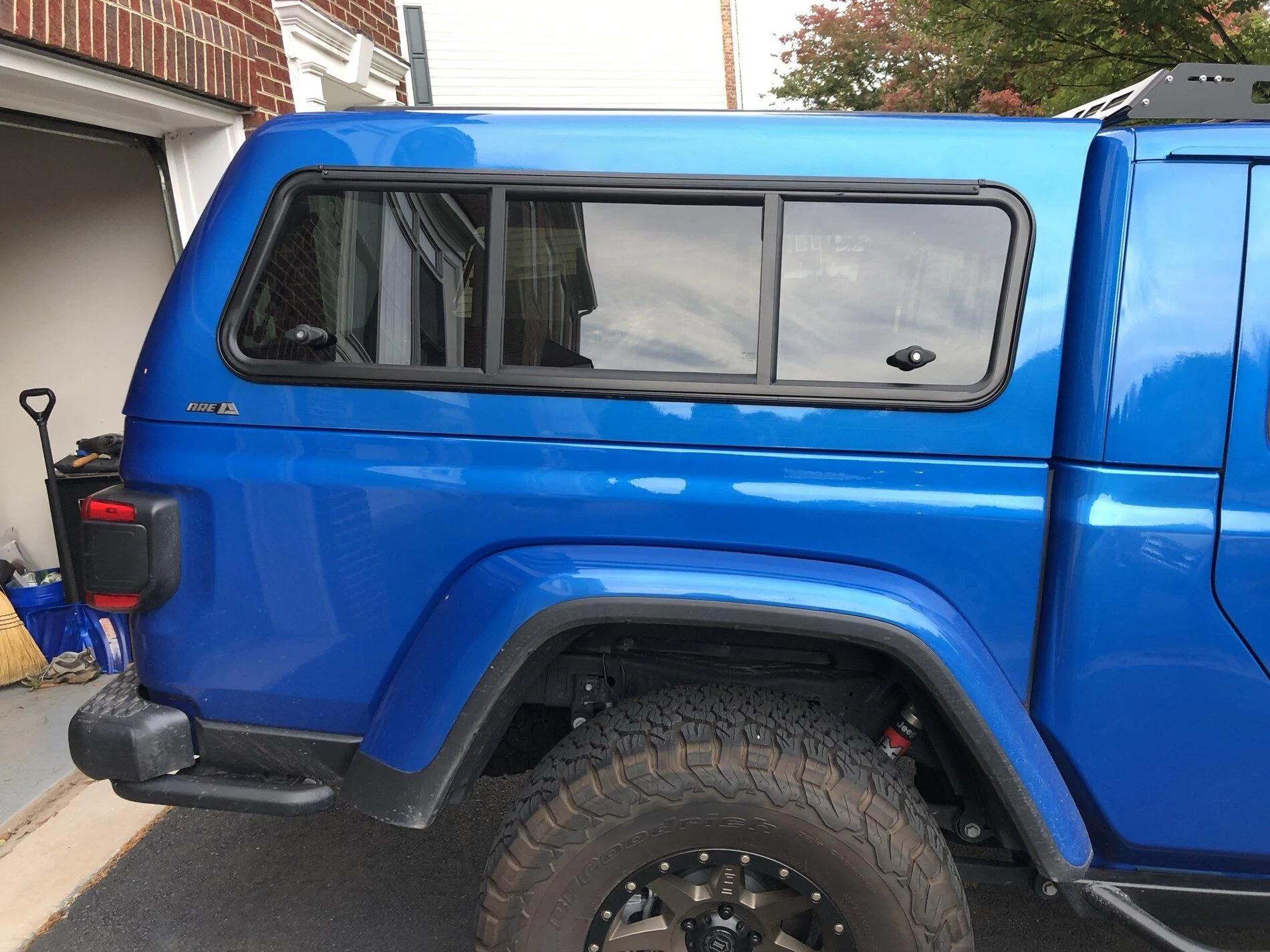 Jeep Gladiator Just ordered my ARE CX Classic... IMG_2311