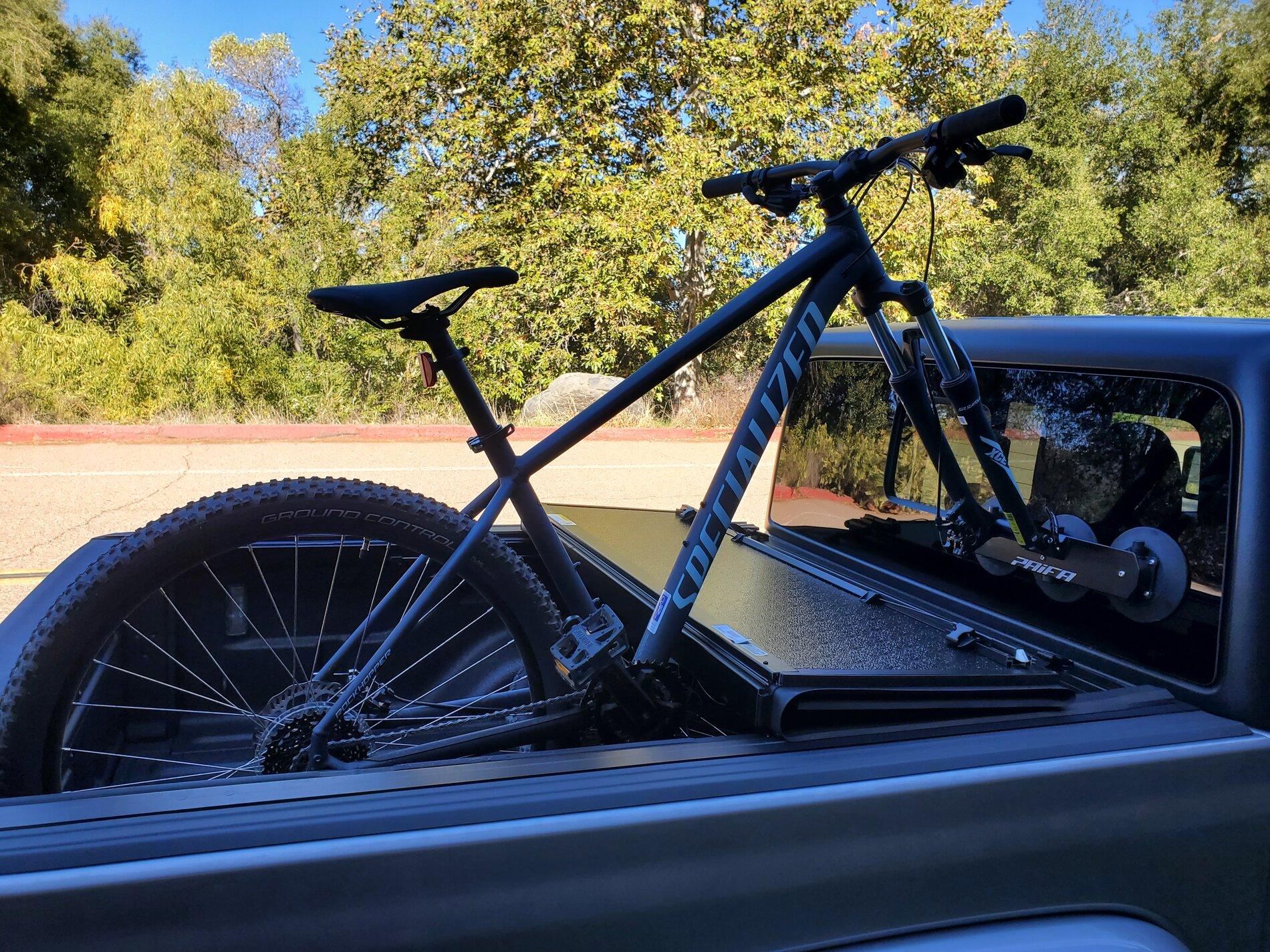 Jeep Gladiator For anyone looking to haul bikes and rock a hard trifold cover 20211103_132325