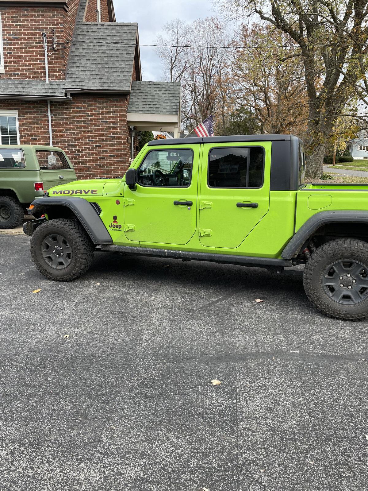 Jeep Gladiator GECKO GREEN Gladiator Club 3BA5DFDE-58A3-4521-9492-4160ABE1C36A