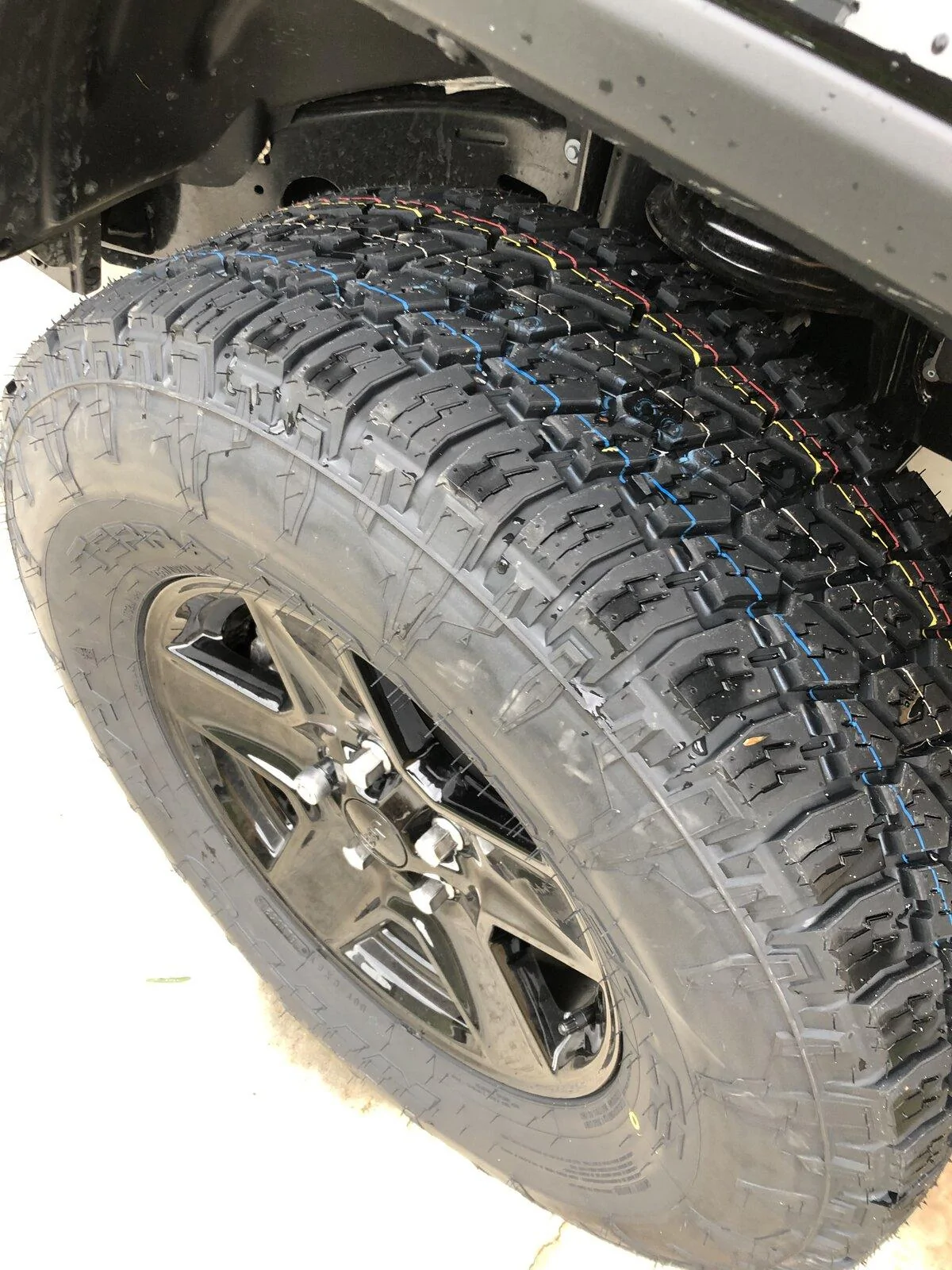 Jeep Gladiator 2021 Sport S Black Aluminum Wheels and Nitto Terra Grappler G2 Tires. IMG-2355