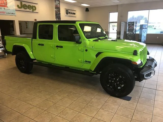Jeep Gladiator GECKO GREEN Gladiator Club Gladiator