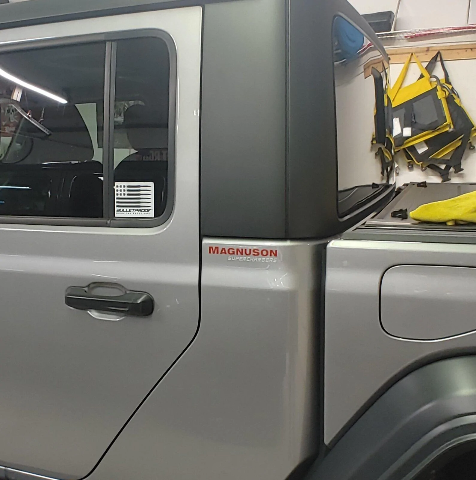 Jeep Gladiator Stick Pics - The Unofficial place to show off your decals and stickers 1021212022_HDR~2