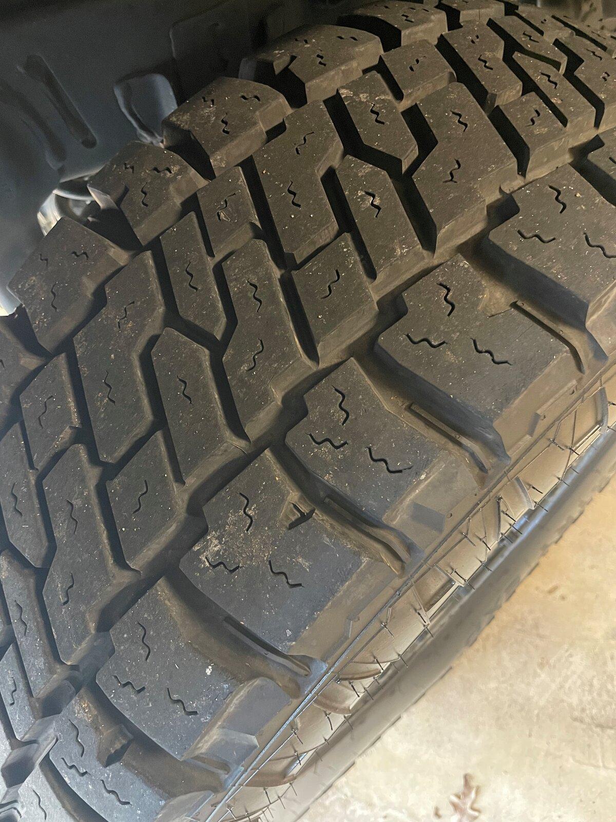 Jeep Gladiator 4 Dick Cepek 295/70r18 Trail Country EXP 35" Tires w/ Black Rhino Arsenal 18"x8"+30 5x127 Wheels tread