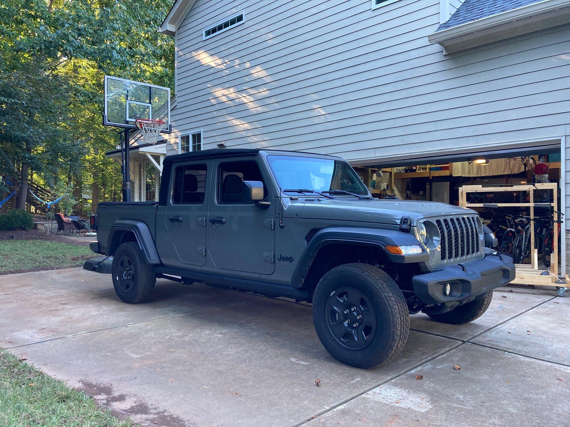 Jeep Gladiator Plain Jane, the family truckster softtop3