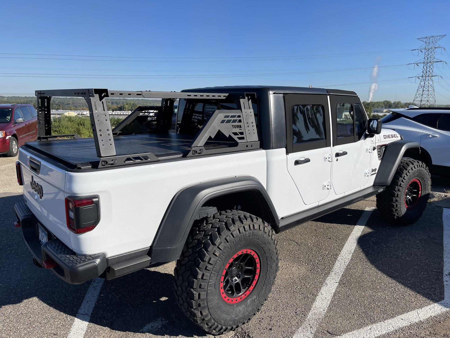 Jeep Gladiator My 21 80th anniversary ED E634546C-9016-45B2-85B8-3317C725258C