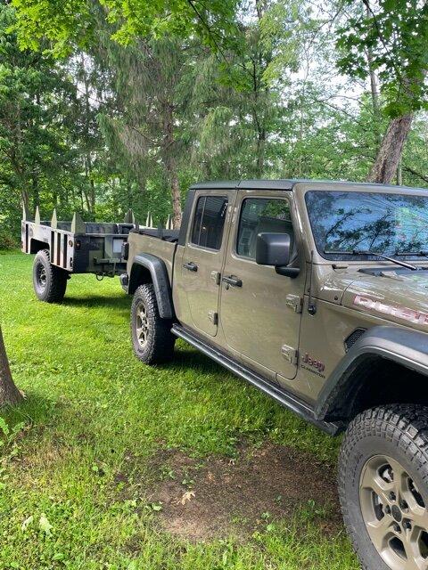 Jeep Gladiator Anyone buy military surplus? Trailer_01