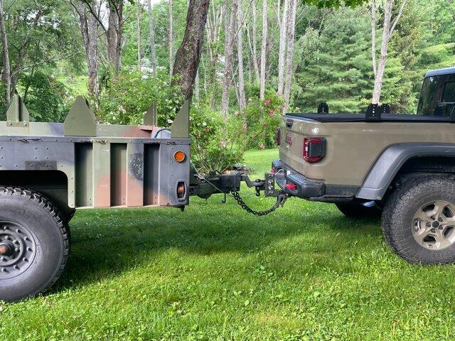Jeep Gladiator Anyone buy military surplus? Trailer_02
