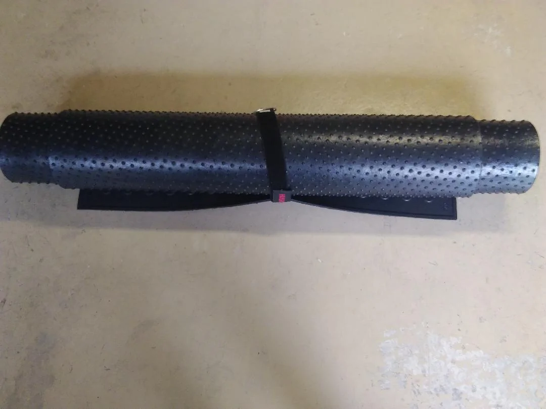 Jeep Gladiator Trail Rails/RC Drop Steps/Rocker Guards/Bed Mat Dee Zee Bed Mat 2