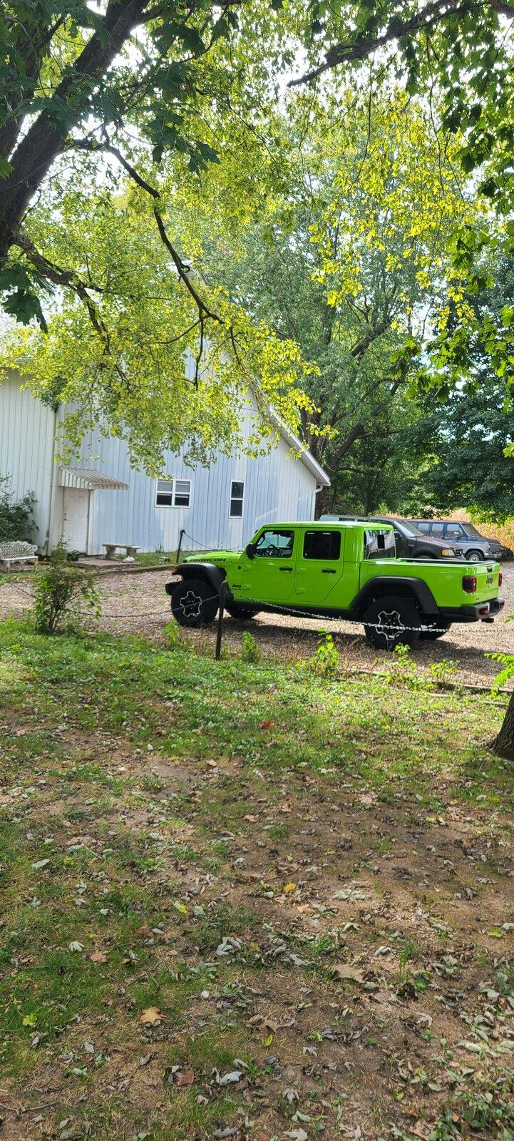 Jeep Gladiator Gladiators in STL? 20211009_115343