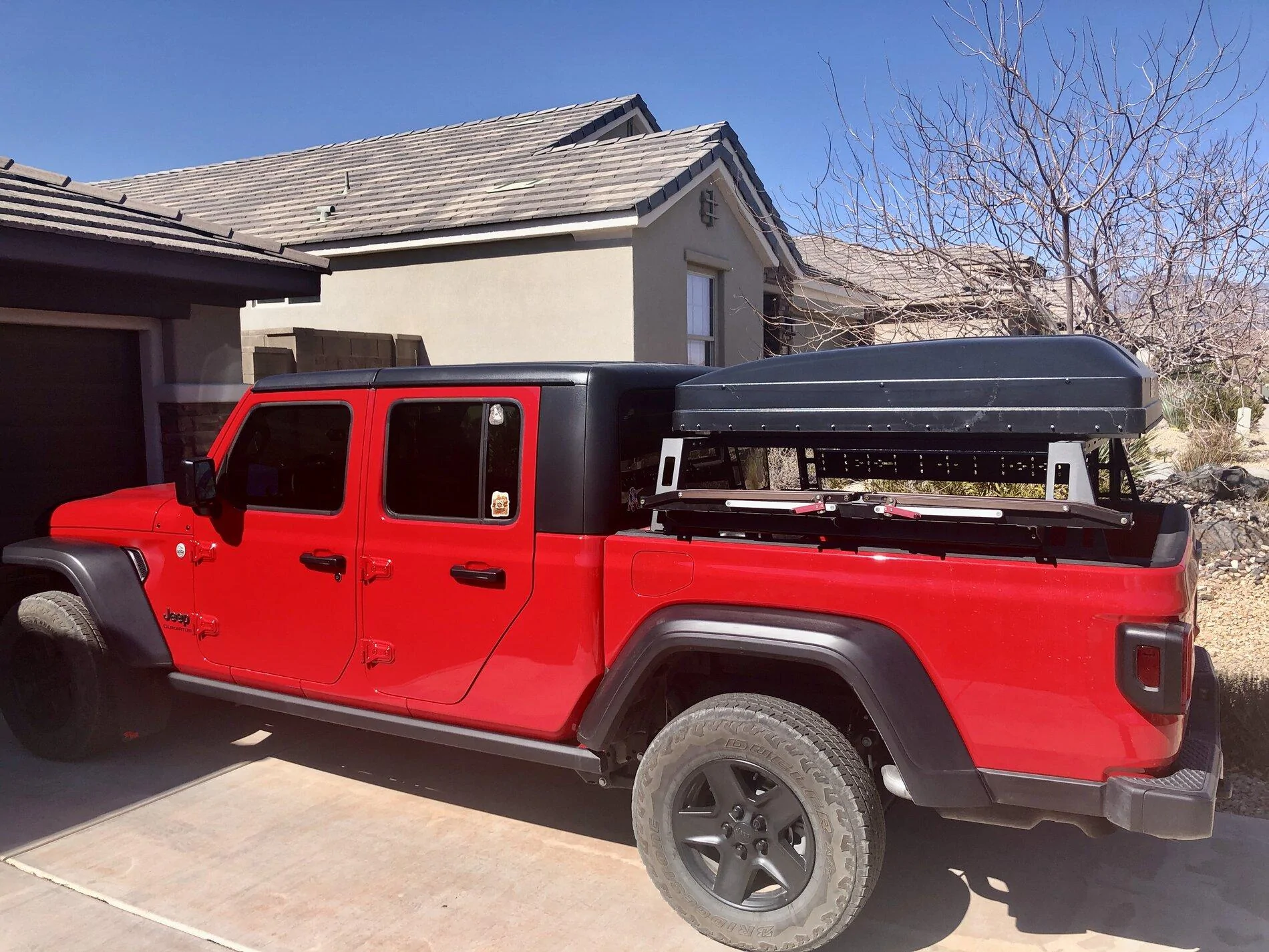 Jeep Gladiator Roof Top Tent & JCR Half Rack for sale 31647111-AE9A-4016-8344-C729A9B3C48F_1_201_a