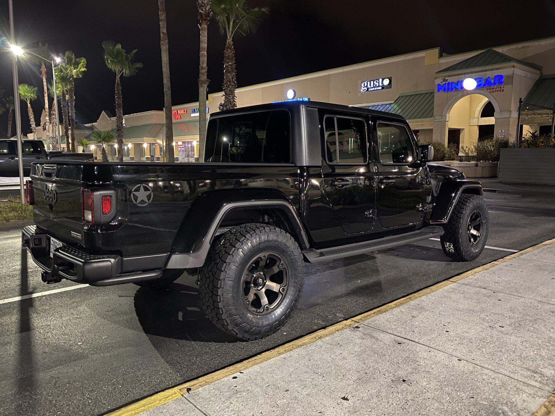 Jeep Gladiator FREEDOM EDITION Gladiator JT club D6488D9C-22DF-489F-8E4C-85275CA4AAA1