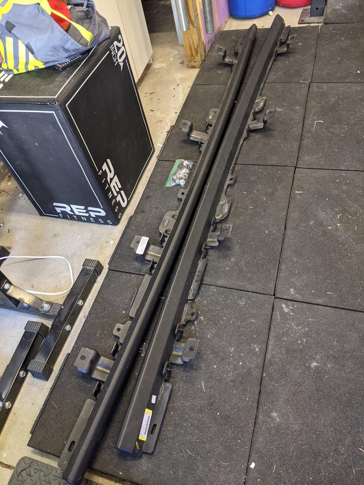 Jeep Gladiator Mopar rock rails ($150) PXL_20211101_181400199
