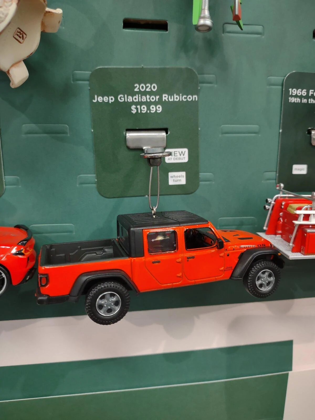 Jeep Gladiator New red Rubi for the Holidays IMG_20211106_150616167