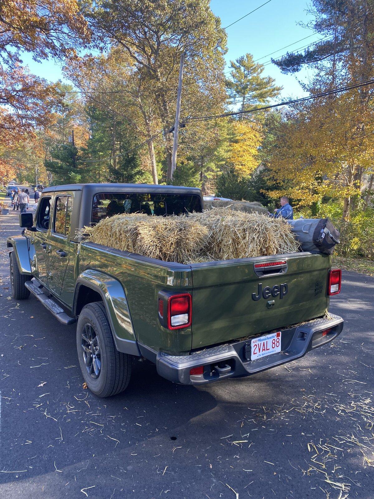 Jeep Gladiator What did you HAUL in your JT today? 3020FE2D-9389-4F76-B2F2-7969327AA31E