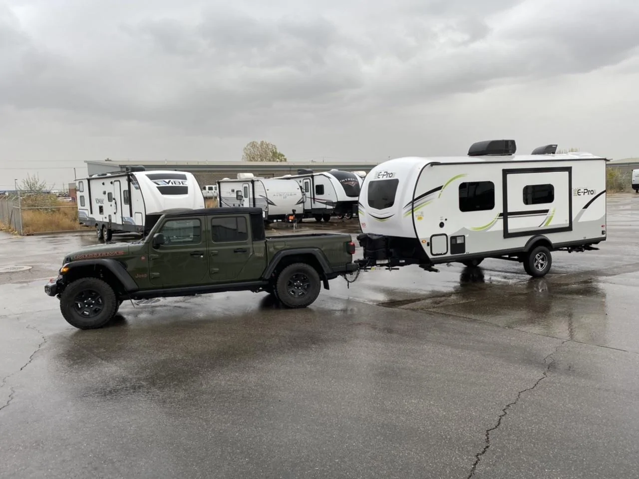 Jeep Gladiator RV Towing 6205BD01-B5F1-4B9A-A58B-C7B397833B6F