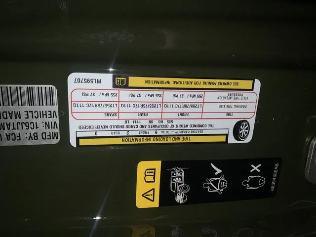 Jeep Gladiator Willys ecodiesel payload capacity and towing capacity? 6EAE4B01-4A33-4AD3-8995-FE0EB2A726E1