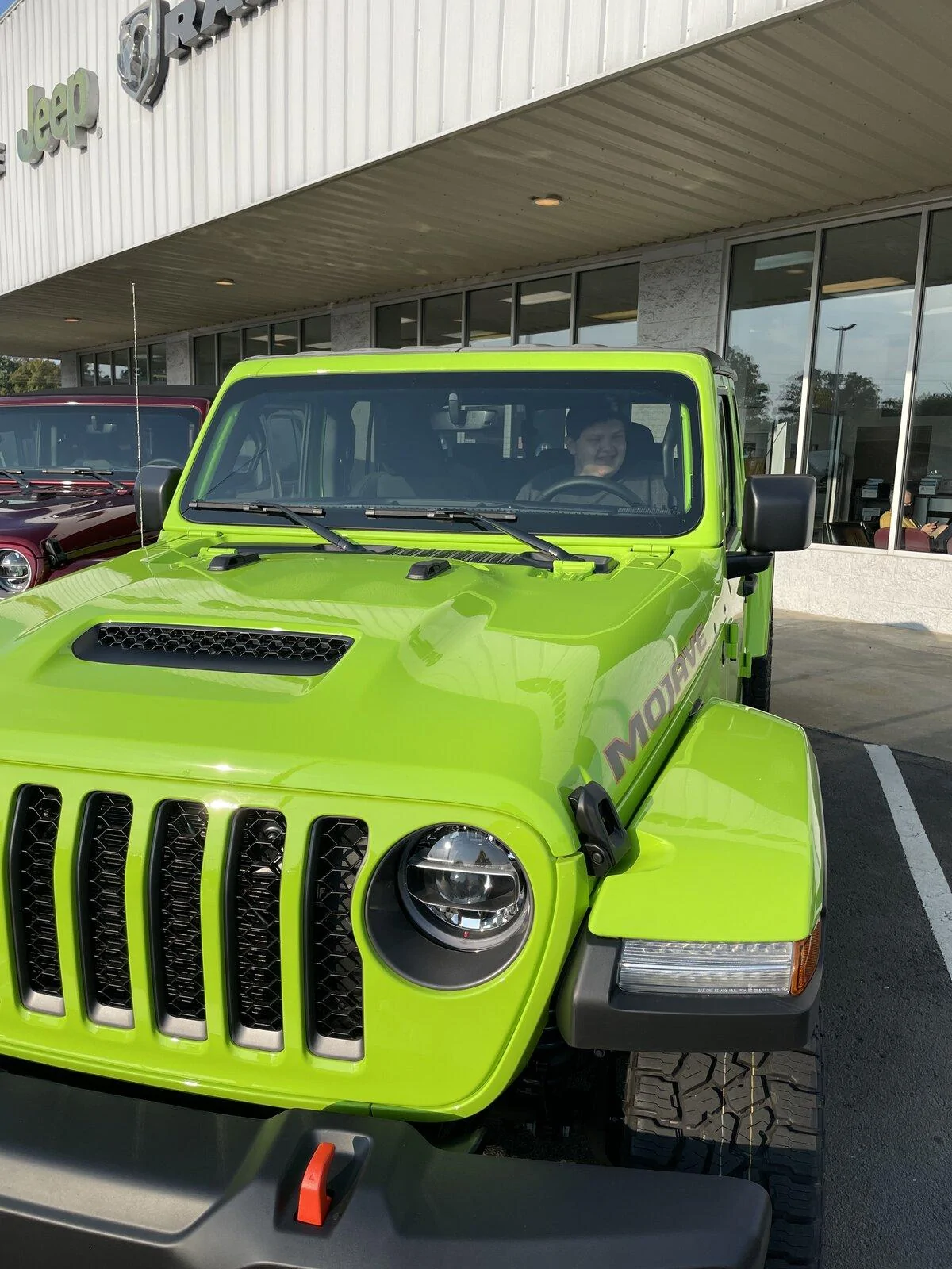 Jeep Gladiator Gupton Motors up to 8% below invoice D5690270-628A-49DF-8D2D-68603CE679F6