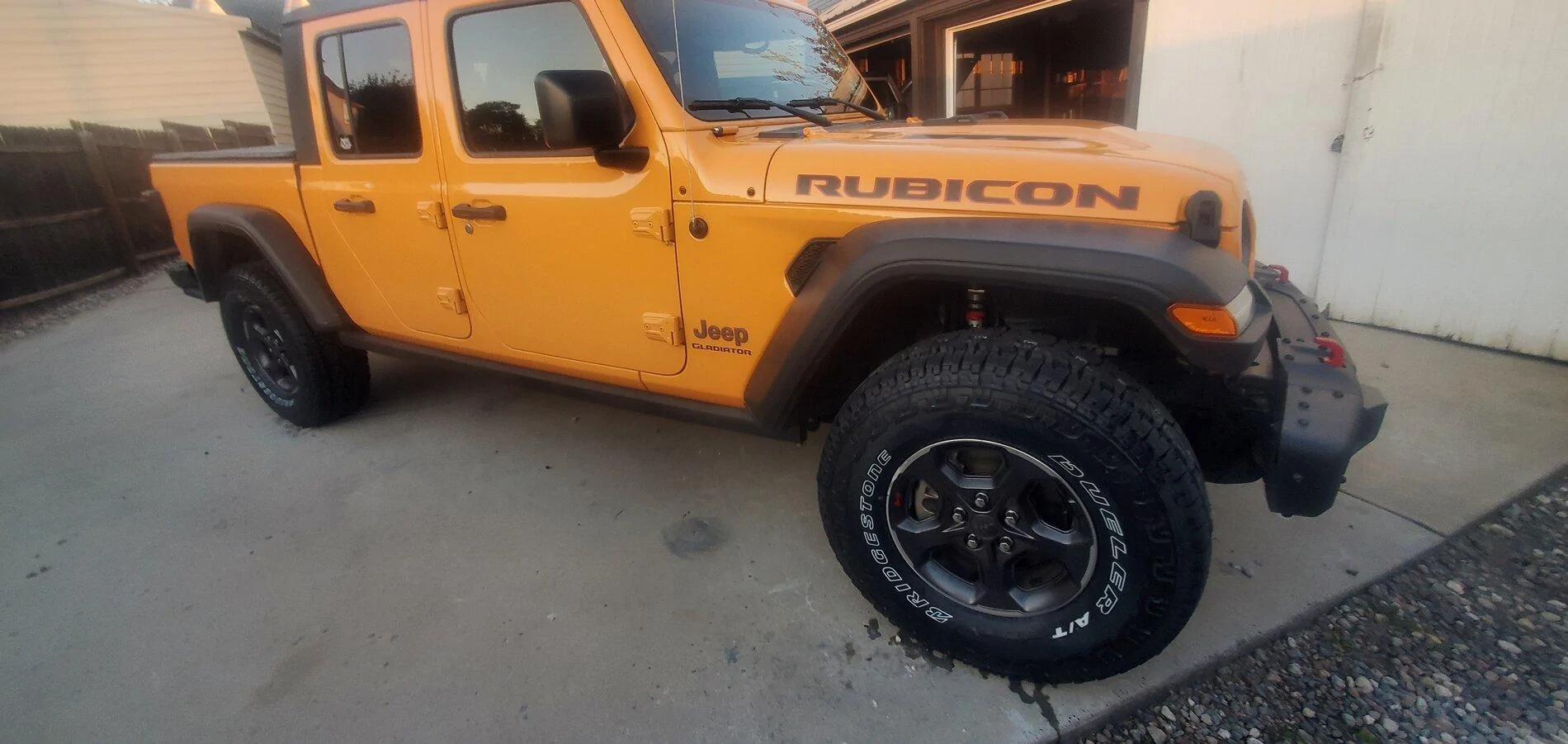 Jeep Gladiator 35s and No Lift Thread 20211106_174530
