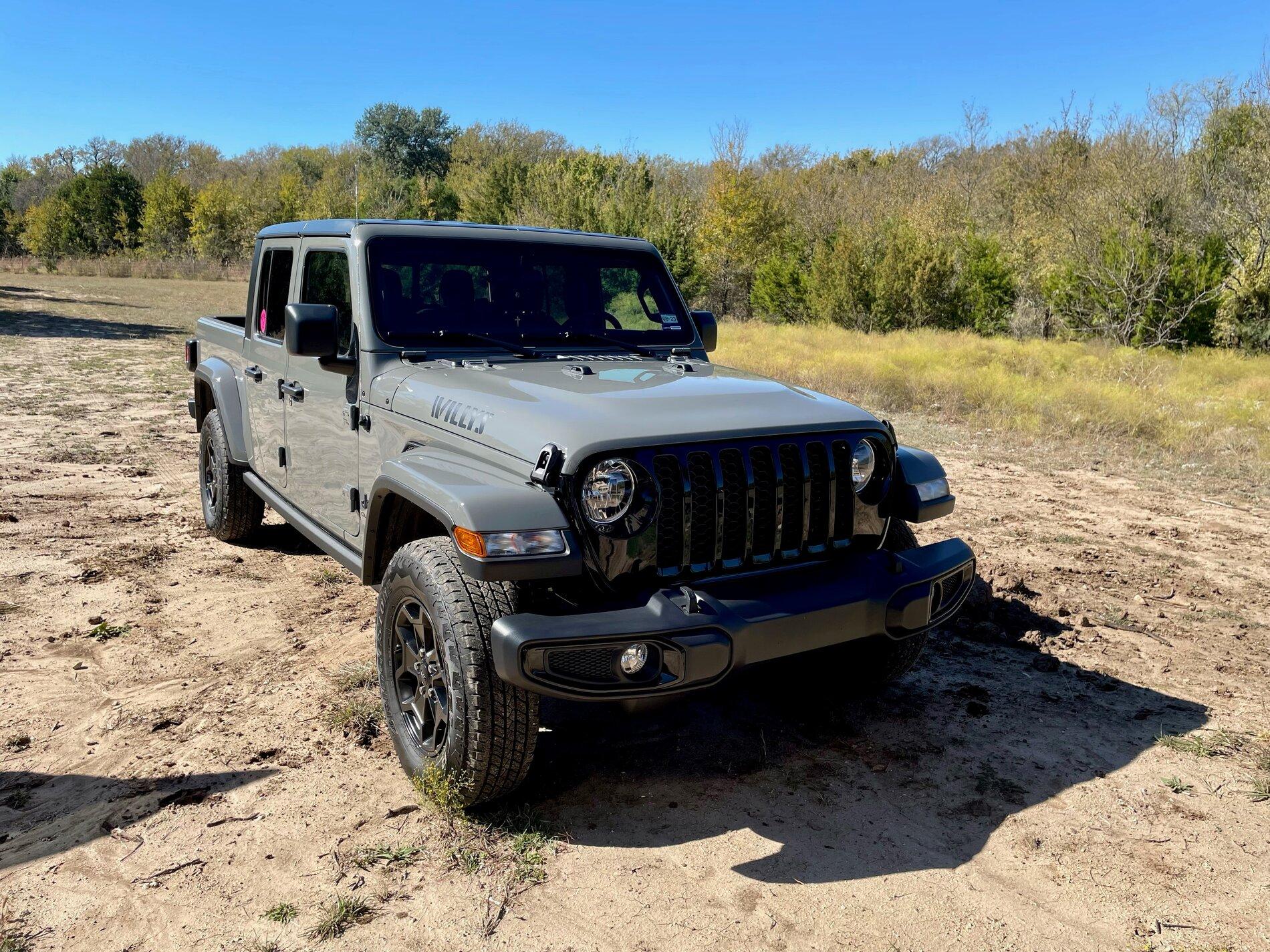 Jeep Gladiator The hardest vehicle to hand wash - ever! 2